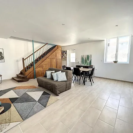 Villa Maison Familiale Pour 8 Pers Au Centre, Vue Pyrenees, Salle De Jeux Et Parking *