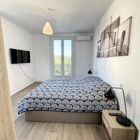 Villa Maison Familiale Pour 8 Pers Au Centre, Vue Pyrenees, Salle De Jeux Et Parking