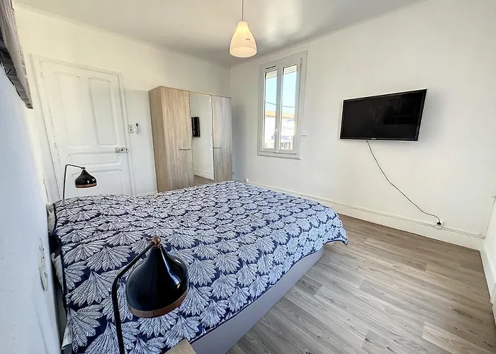 Maison Vue Pyrenees Centre - Salle De Jeux *